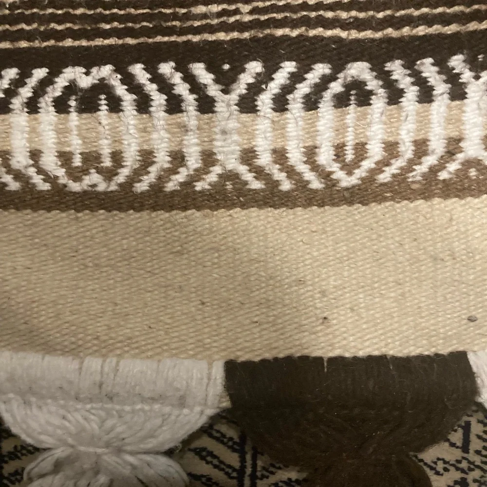 Peruvian? Brown /Cream Geometric Pattern Rug/Wall Hanging Wool Blend pre loved